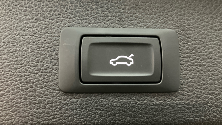 Audi Q2 35 TFSI S Line 5dr S Tronic Petrol Estate